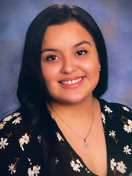 06. Nely's headshot